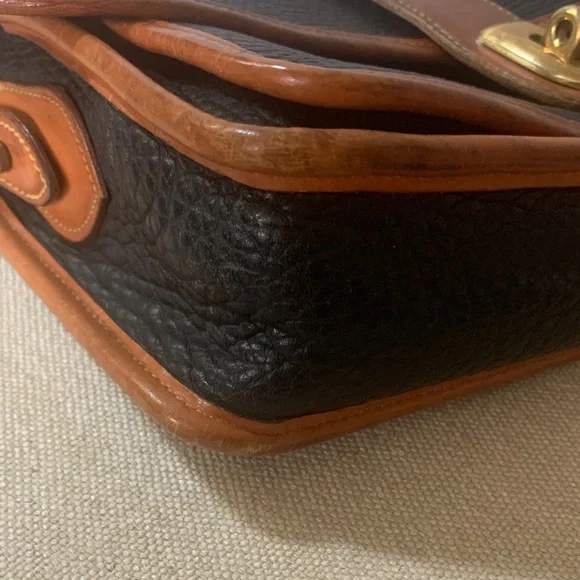 Vintage Dooney & Bourke Black and Brown Leather Crossbody Bag - Picture 15 of 16